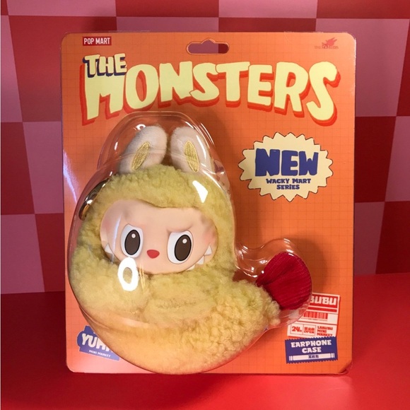 POP MART - LABUBU WACKY MART SHRIMP PLUSH PENDANT - Picture 1 of 3